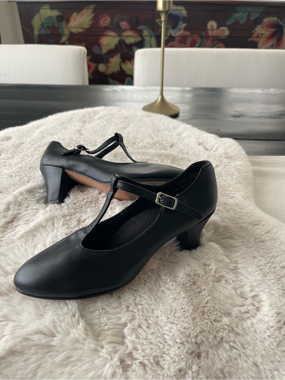CAPEZIO broadway black dance shoes sz 5.5 womans